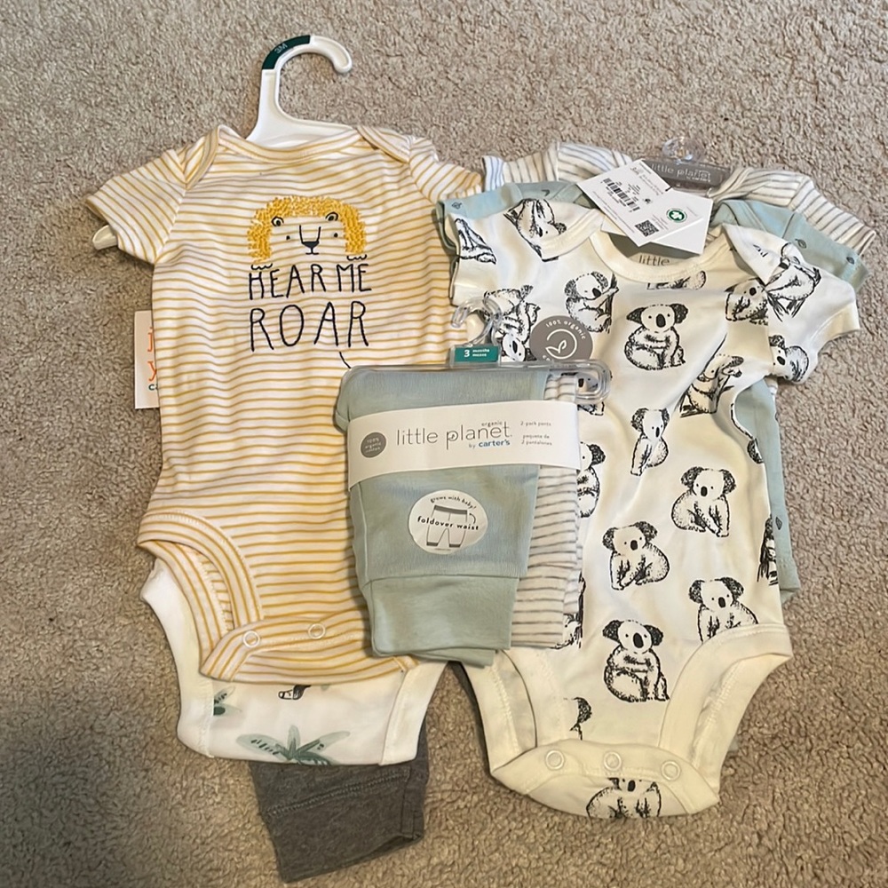 NWT Baby Clothes Bundle 0-3 months